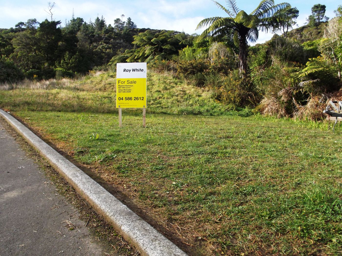 9 Lowry Heights, STOKES VALLEY, Lower Hutt City