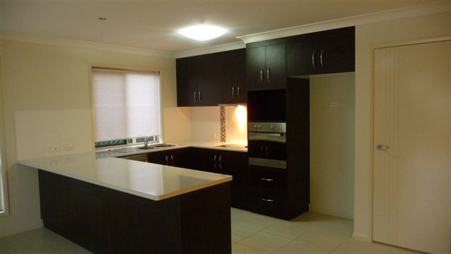 Unit 1. 38 Paradise Street, HARRISTOWN, QLD 4350