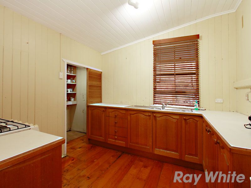 8 Ella Street, RED HILL, QLD 4059