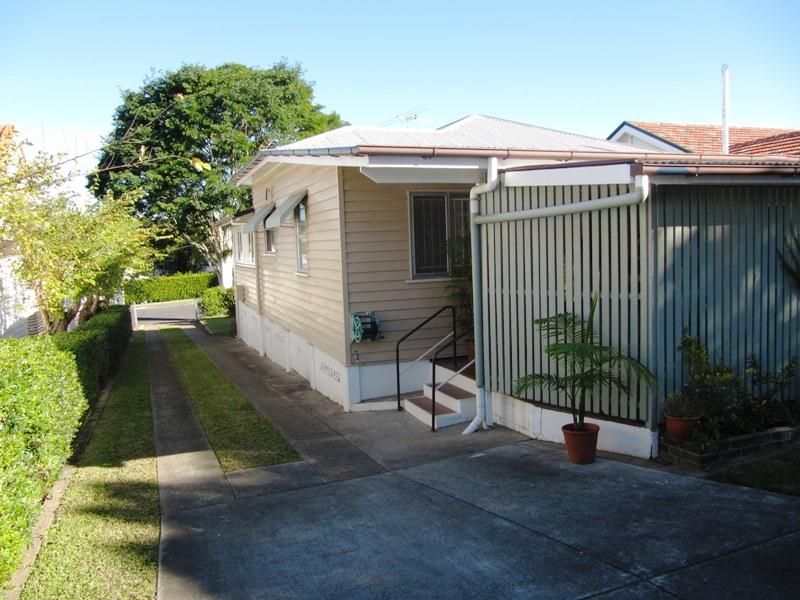 54 Bowley Street, HENDRA, QLD 4011
