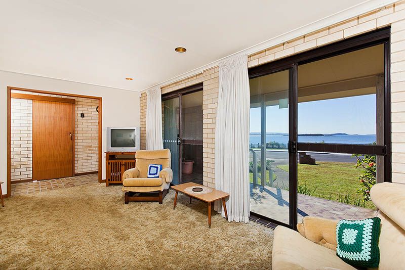 64 Headland Parade, BARRACK POINT, NSW 2528