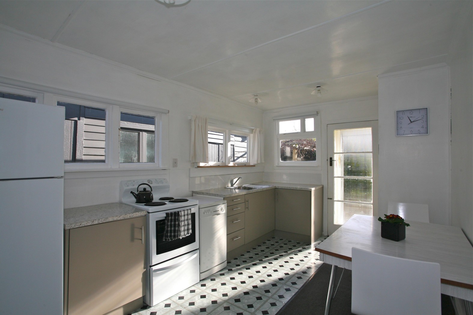 7 Church Square, ADDINGTON, Christchurch City
