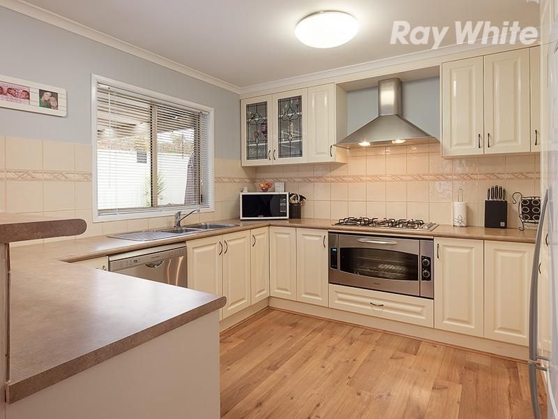 19 Donnolley Court, LAVINGTON, NSW 2641