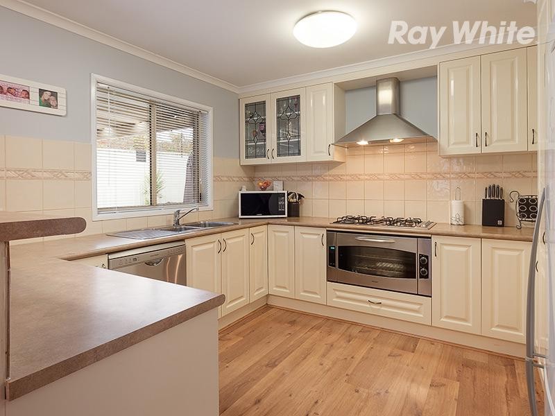 19 Donnolley Court, LAVINGTON, NSW 2641