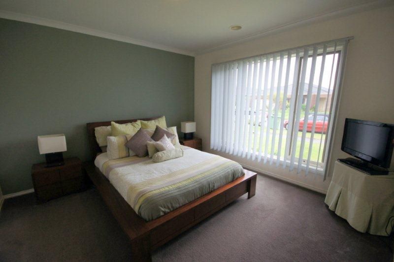 3 Lobelia Street, PAKENHAM, VIC 3810