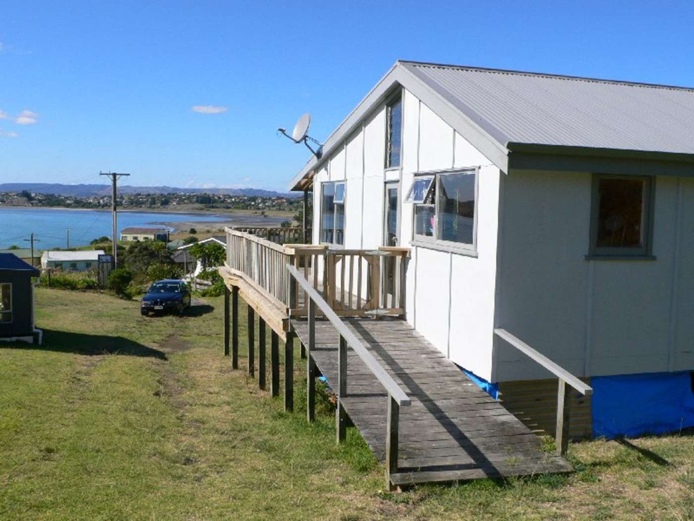 10b Wainamu Road photo 3