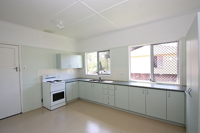 115 Williams St West, COALFALLS, QLD 4305