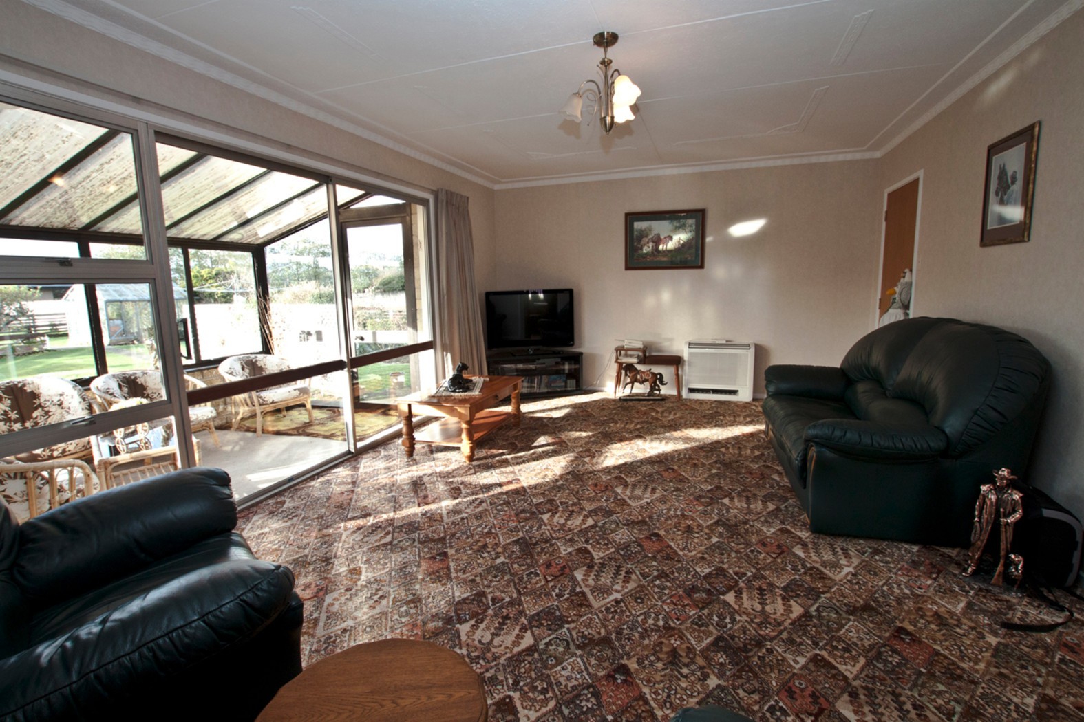 1 Kirkoswald Street, WALLACETOWN, Southland District