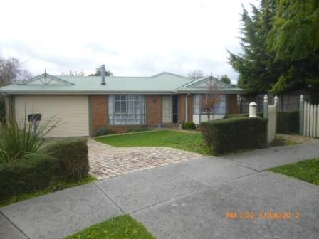 5 Lilac Rise, LILYDALE, VIC – Home For Rent • Ray White