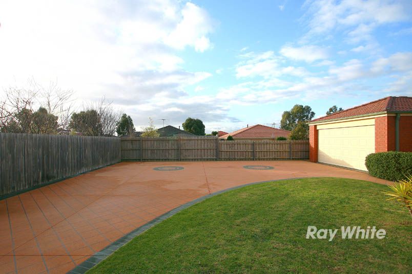 14 Michaelia Close, CRANBOURNE, VIC 3977