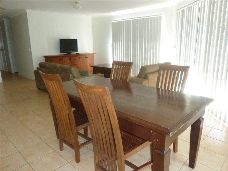 52 Ann, TORQUAY, QLD 4655