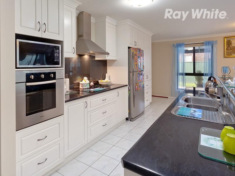 9 William Place, HOWLONG, NSW 2643