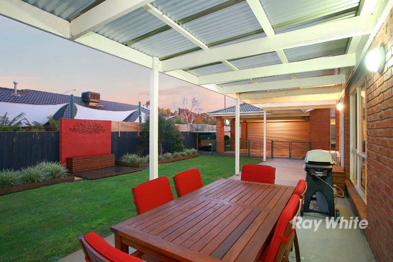 43 Waverley Park Drive, CRANBOURNE NORTH, VIC 3977