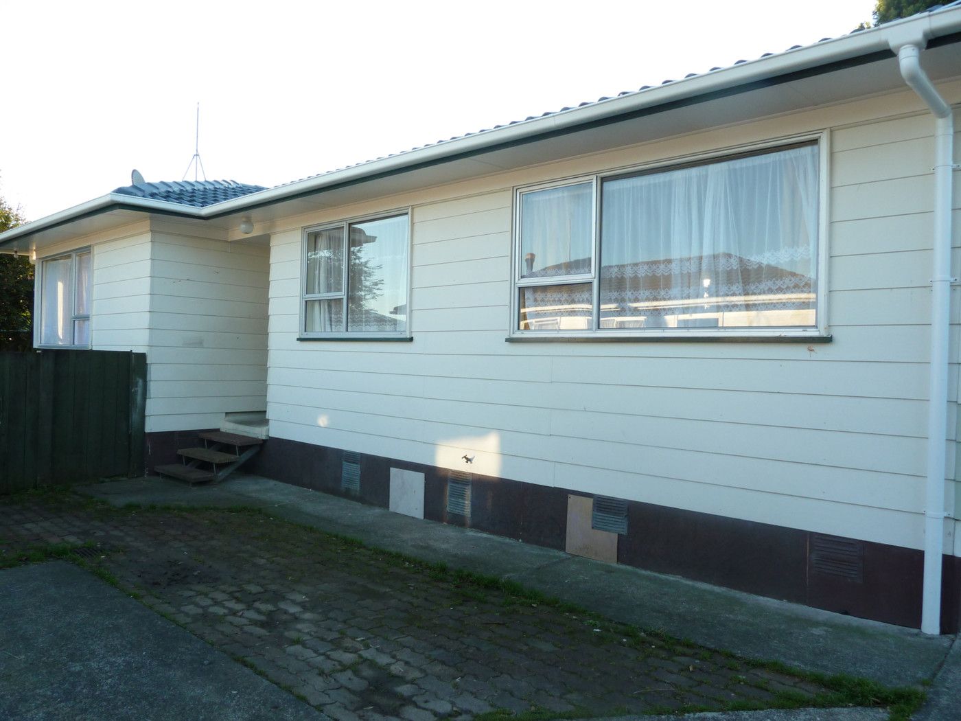 1/48 Rownedale Avenue, MANUREWA, Manukau City
