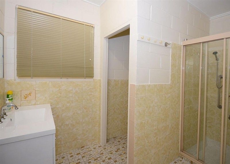 53 Truro Street, TORQUAY, QLD 4655