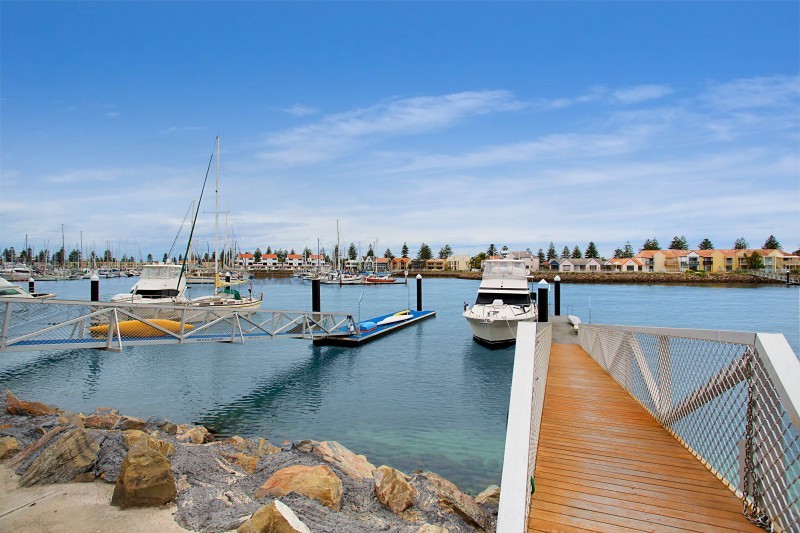 145 Gulf Point Drive, NORTH HAVEN, SA 5018