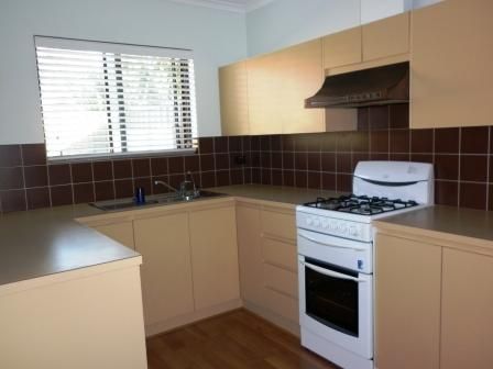 2/2 Gilbertson Road, SEACLIFF PARK, SA 5049