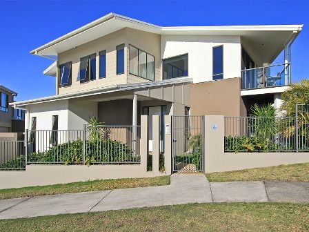 7/54 Azzura Drive, VARSITY LAKES, QLD 4227