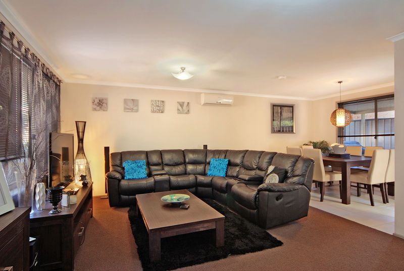 4/32 Mayfield Circuit, ALBION PARK, NSW 2527