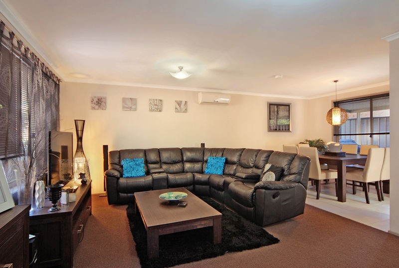 4/32 Mayfield Circuit, ALBION PARK, NSW 2527