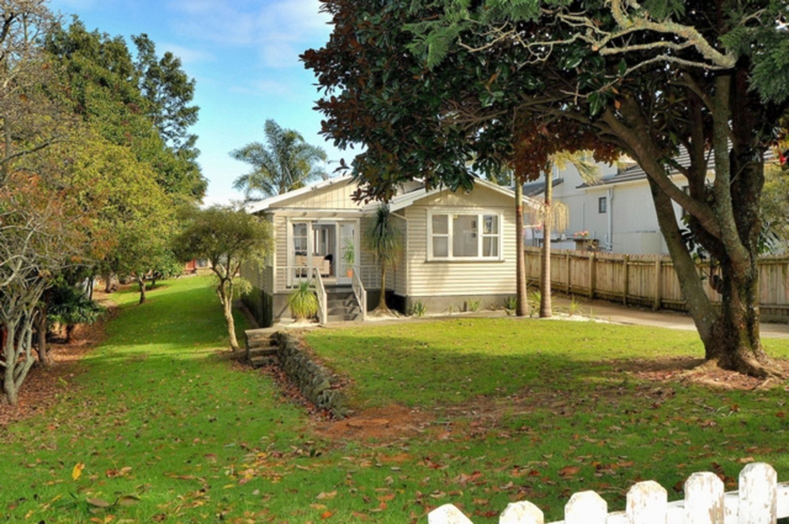 41 Churchill Avenue, MANUREWA, Manukau City