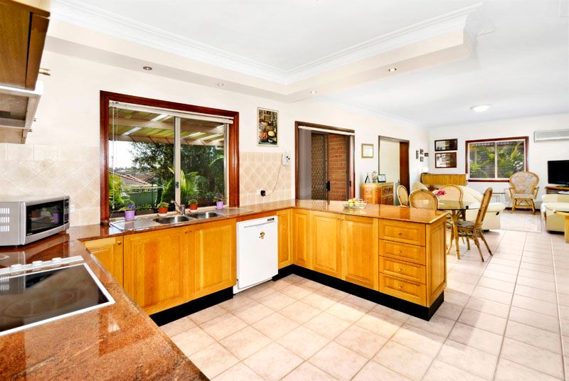20 Portmadoc Drive, MENAI, NSW 2234