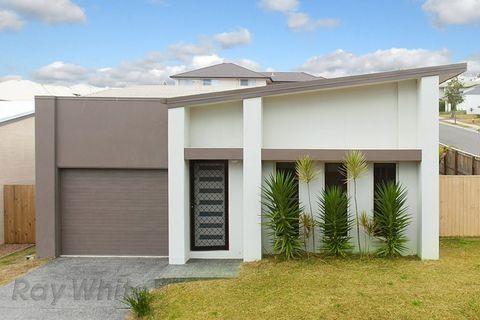 6 Mountain Bell Lane, SPRINGFIELD LAKES QLD 4300