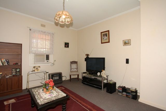 49 Wodonga Avenue, LOXTON, SA 5333