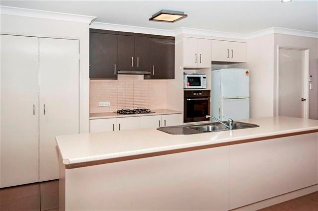 50 Smythe Drive, HIGHFIELDS, QLD 4352