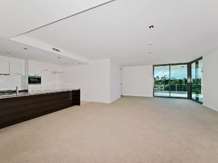 402/22 Ben Lexcen Place, ROBINA, QLD 4226