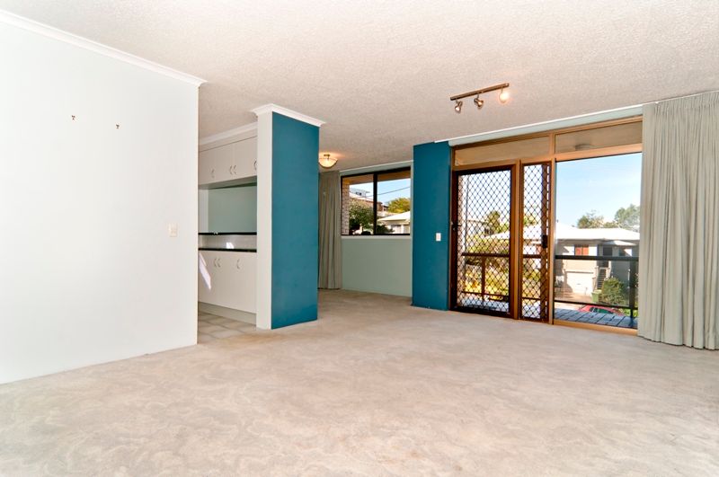 Unit 3 'Arcadia Court'  26 Upper Gay Terrace, KINGS BEACH, QLD 4551
