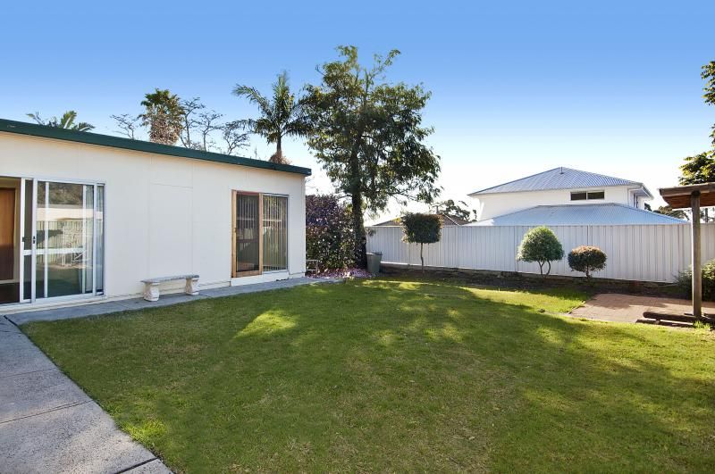 25 Bullecourt Avenue, ENGADINE, NSW 2233