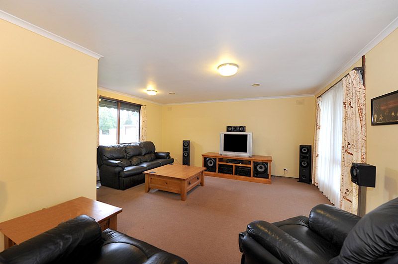 163 Dandelion Drive, ROWVILLE, VIC 3178