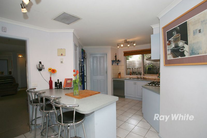 20 Loganberry Close, CRANBOURNE NORTH, VIC 3977