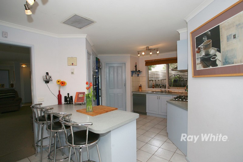 20 Loganberry Close, CRANBOURNE NORTH, VIC 3977