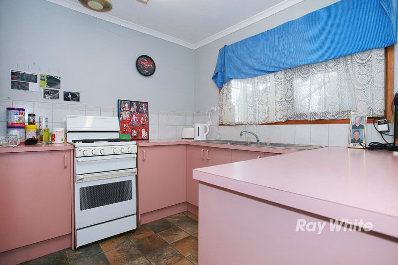 4 Jacinta Drive, CRANBOURNE VIC 3977