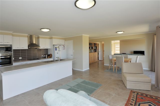 10 Coolibah Court, KINGSTHORPE, QLD 4400