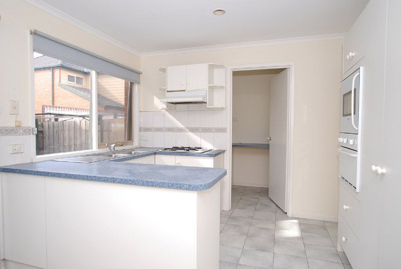 3 Crown Close, OAKLEIGH EAST, VIC 3166