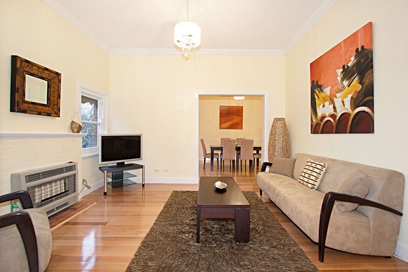 26 Railway Parade, MURRUMBEENA, VIC 3163