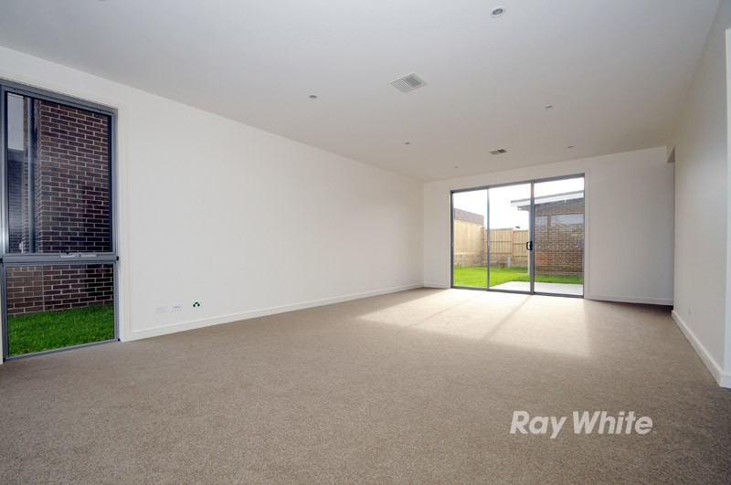 8 Picking Court, WANTIRNA SOUTH, VIC 3152