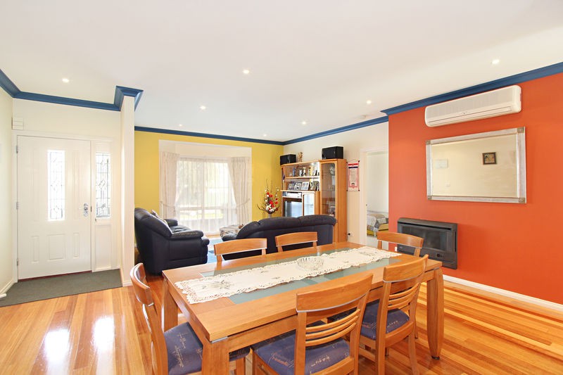 2/102 Stanley Avenue, MOUNT WAVERLEY, VIC 3149