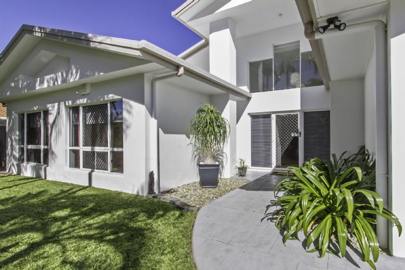 CLIFTON BEACH, QLD 4879