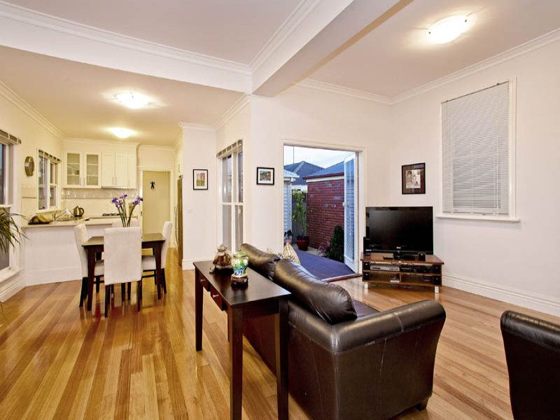 1/135 Roslyn Road, BELMONT, VIC 3216