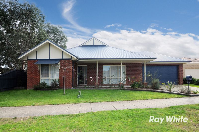 42 Henry Lawson Drive, LYNBROOK, VIC 3975