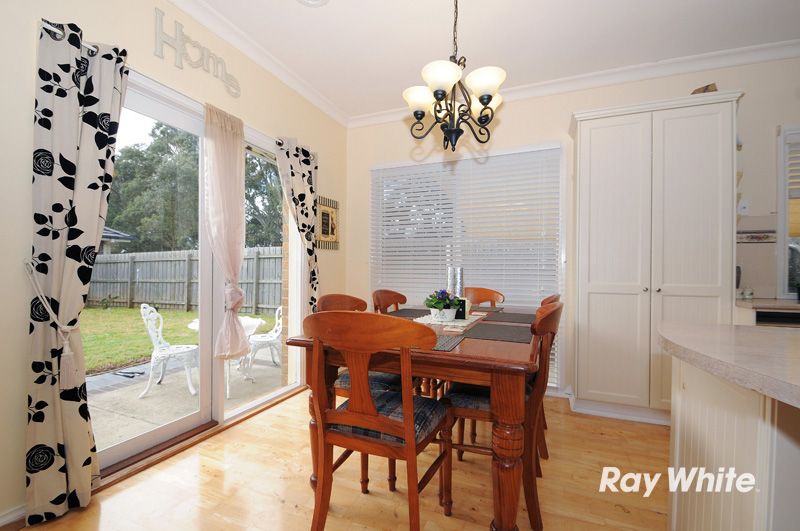 46 Henry Lawson Drive, LYNBROOK, VIC 3975