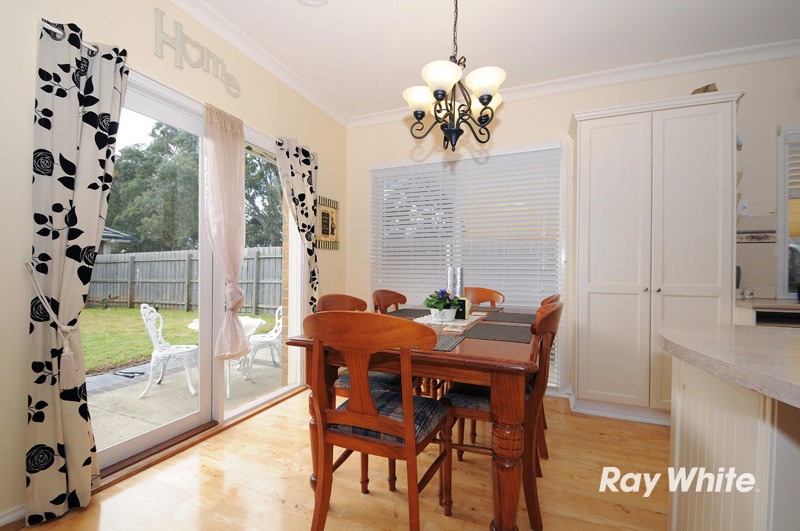 46 Henry Lawson Drive, LYNBROOK, VIC 3975