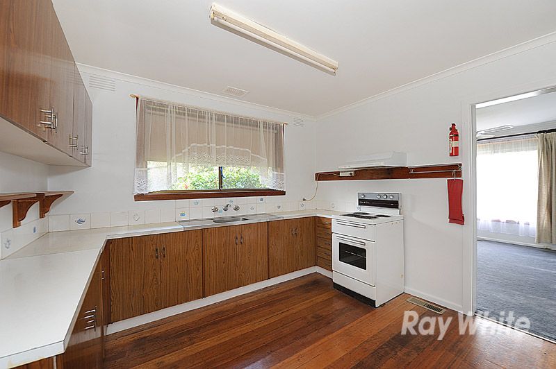 42 Rodney Drive, KNOXFIELD, VIC 3180