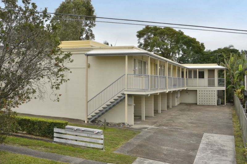 110 McIlwraith Avenue, NORMAN PARK QLD 4170