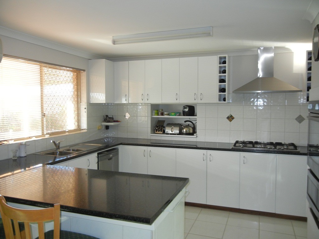 4 Kultown Drive, WAGGRAKINE, WA 6530