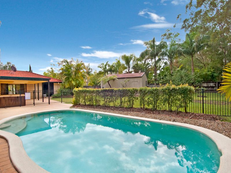 10 Phar Lap Court, LITTLE MOUNTAIN, QLD 4551